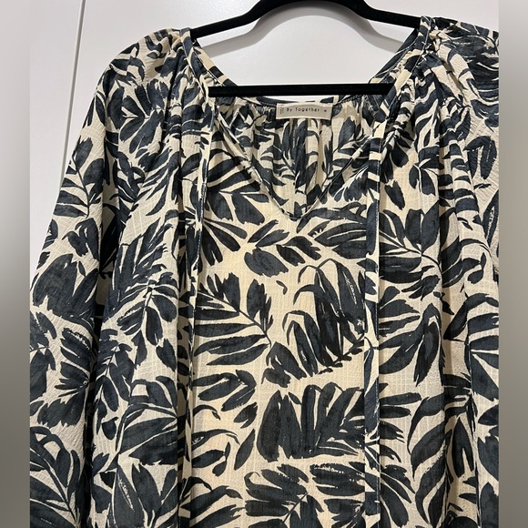 Puff sleeve blouse - Picture 4 of 7